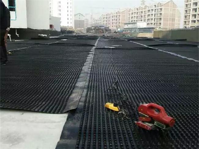 成都防排水板施工-防排水板施工熱熔機
